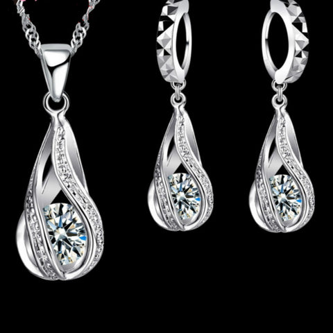European And American New Jewelry Net Red Popular Fashion Zircon Crystal Earrings Pendant Jewelry Women's High-end Two-piece Set